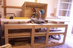 11 Free Miter Saw Stand Plans + 9 Pictorial Idea Guides, 2 Videos, 6 