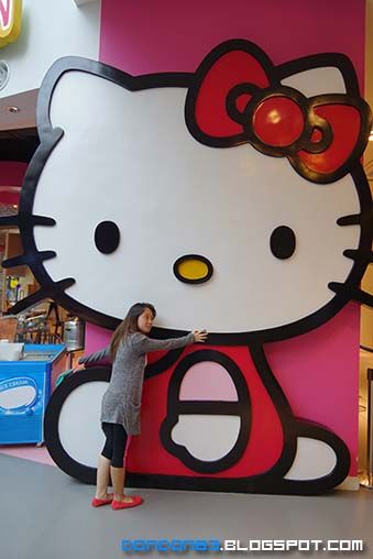 photo kitty28_zpsf4ad6d44.jpg