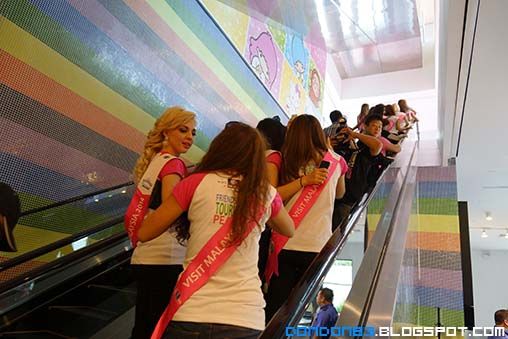 photo kitty2_zps9956eed7.jpg
