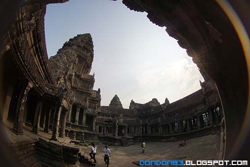 photo CambodiaDayTwo39_zps98450ece.jpg