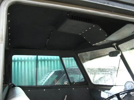 http://i142.photobucket.com/albums/r109/spankbond_05/DSCF2057.jpg
