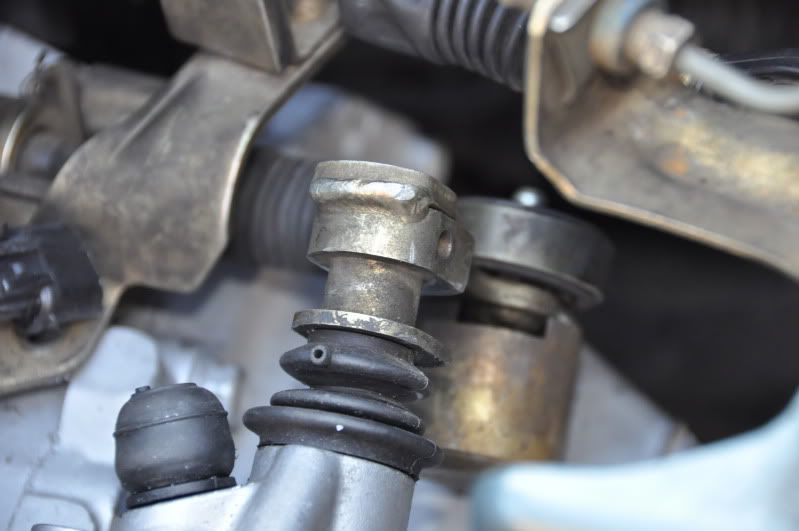 Shifter linkage / selector lever reinstall prob Mitsubishi Eclipse 3G