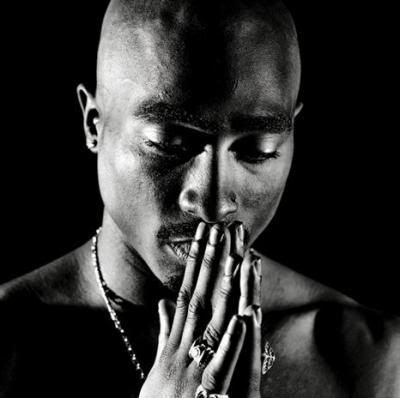 Tupac+amaru+shakur+makaveli