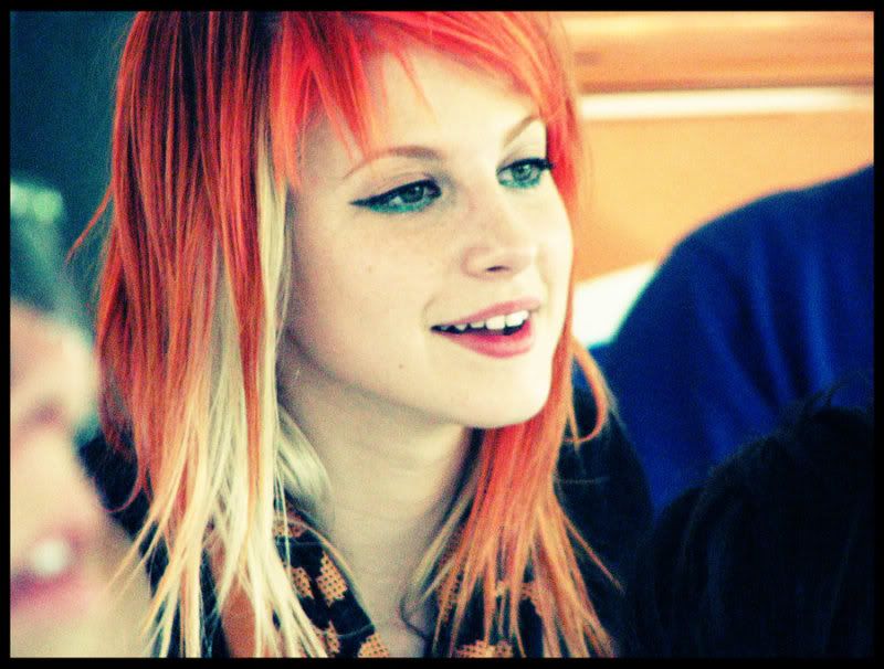 hayley williams haircut pictures. hayley williams of paramore