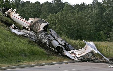 Steve Gaines And Cassie Of Lynyrd Skynyrd Were All Killed Along With Manager Dean Kilpatrick When Their Rented Plane Ran Out Fuel Crashed Steve Gaines And Cassie Of Lynyrd Skynyrd Were All Killed Along With Manager Dean Kilpatrick When Their Rented Plane Ran Out Fuel Crashed