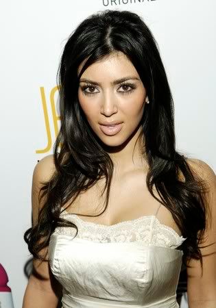 Kim Kardashian Face Photos