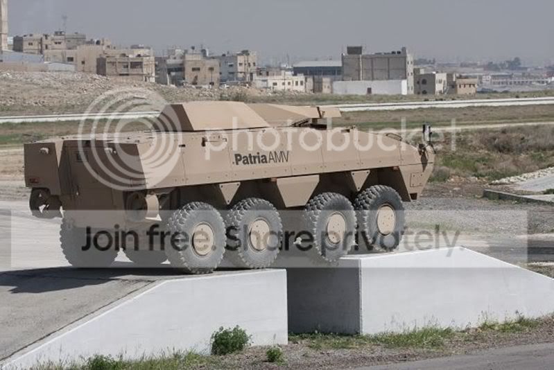 IDEX_2011_track_dynamic_demonstration_H-Ramp_Broken_Bridge_obstacle_008.jpg