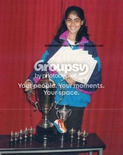 geneliaDsouza.jpg