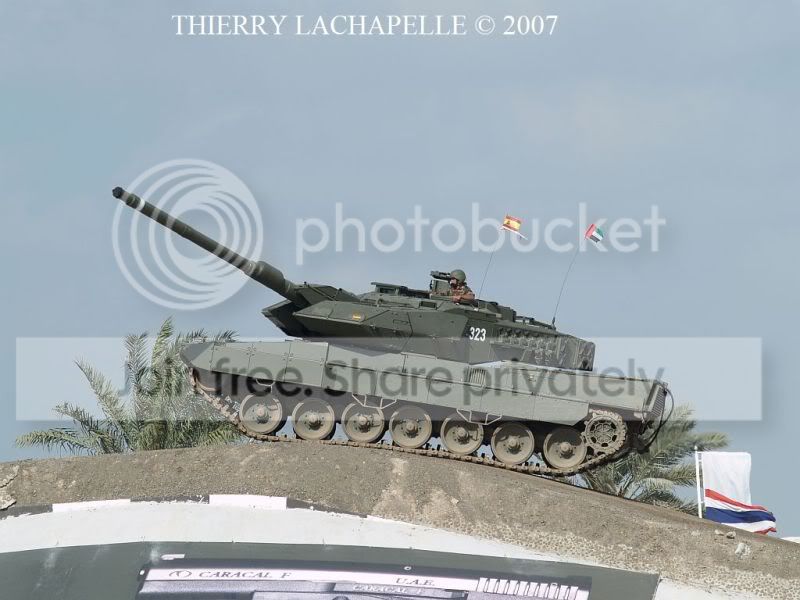 idex_2007_leopard2e_001.jpg
